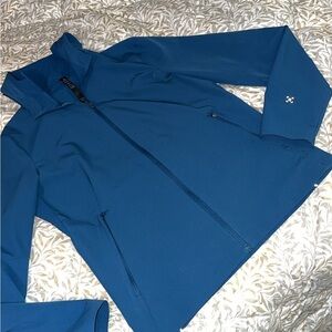 Lululemon sweatshirt